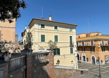 WhatsApp Image 2026-08-24 at 11.42.01 AM (1) - Attic Via Camillo Benso Conte di Cavour 32, Monterotondo - photo 2