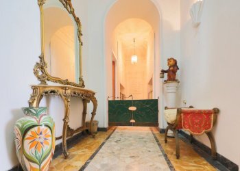 Corridoio - Appartamento Via Cesare Battisti 15, Taranto - foto 8