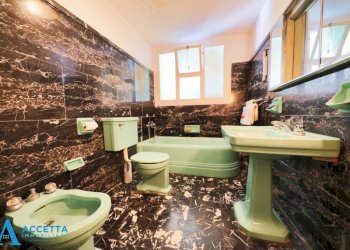 Bagno - Appartamento Via Cesare Battisti 15, Taranto - foto 22