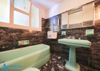 Bagno - Appartamento Via Cesare Battisti 15, Taranto - foto 23