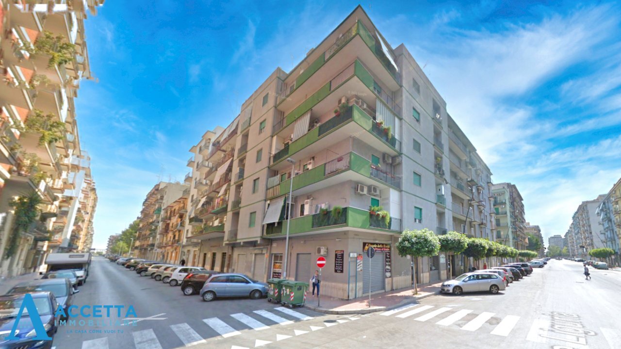 Locale commerciale - Locale Commerciale Viale Liguria 12, Taranto - foto 3
