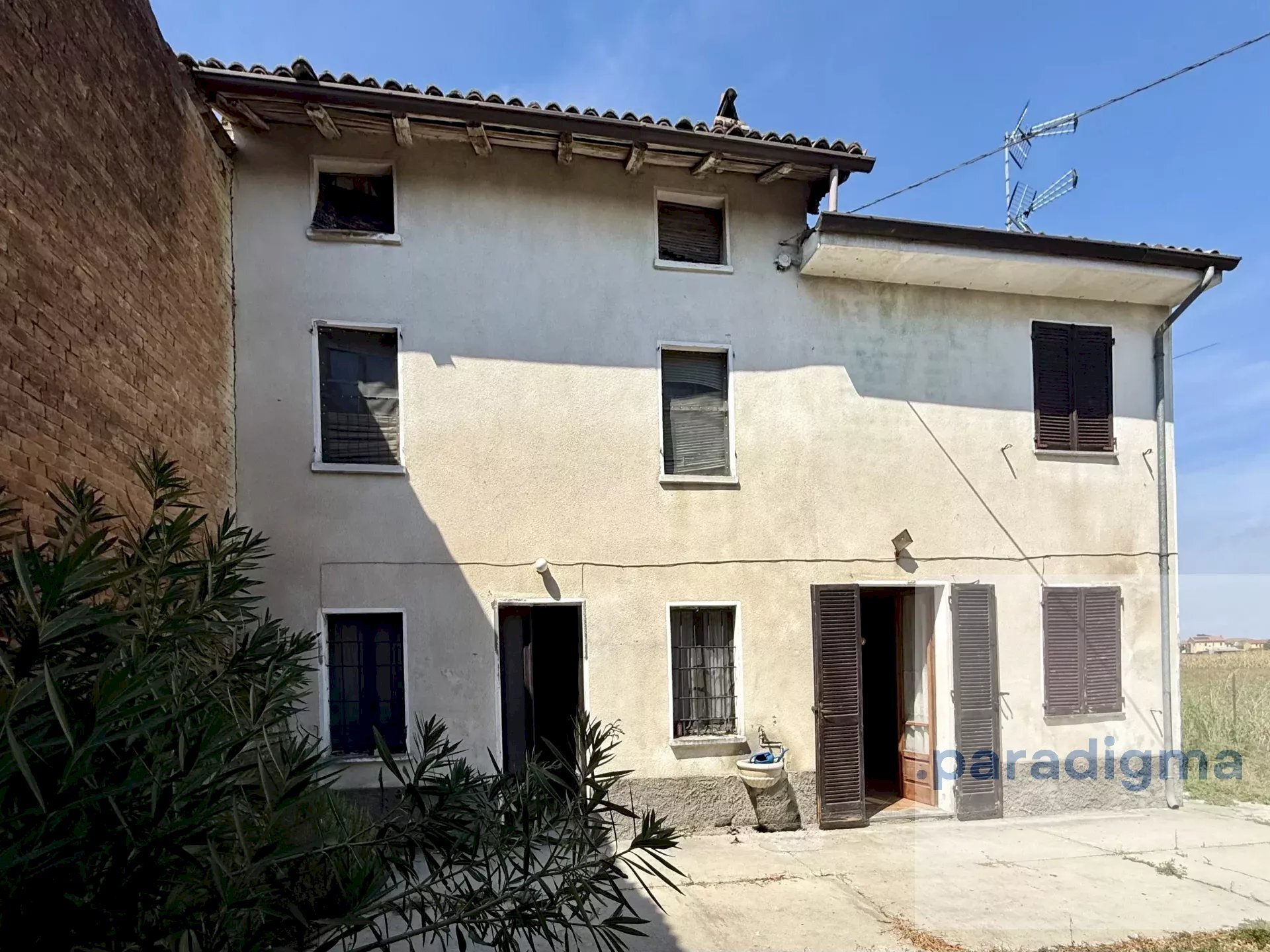 Historic Residence Via Giubellini, Sale - photo 2