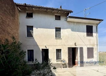 Historic Residence Via Giubellini, Sale - photo 2