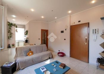 Bilocale Via Faliero Vezzani, Genova (zona Rivarolo) - foto 2