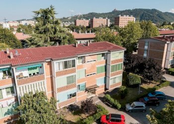 Quadrilocale Via Leonardo da Vinci, Bologna (zona Barca) - foto 1