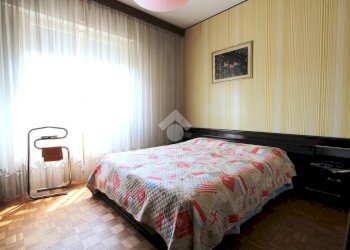 Three-room apartment Via Alessandro Manzoni, Bareggio - photo 16