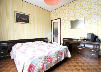 Three-room apartment Via Alessandro Manzoni, Bareggio - photo 18