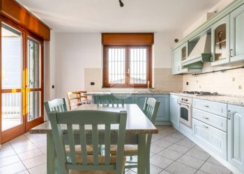 Three-room apartment Via San Carlo, Cesano Boscone - photo 7