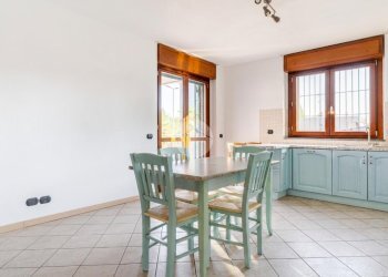 Three-room apartment Via San Carlo, Cesano Boscone - photo 8