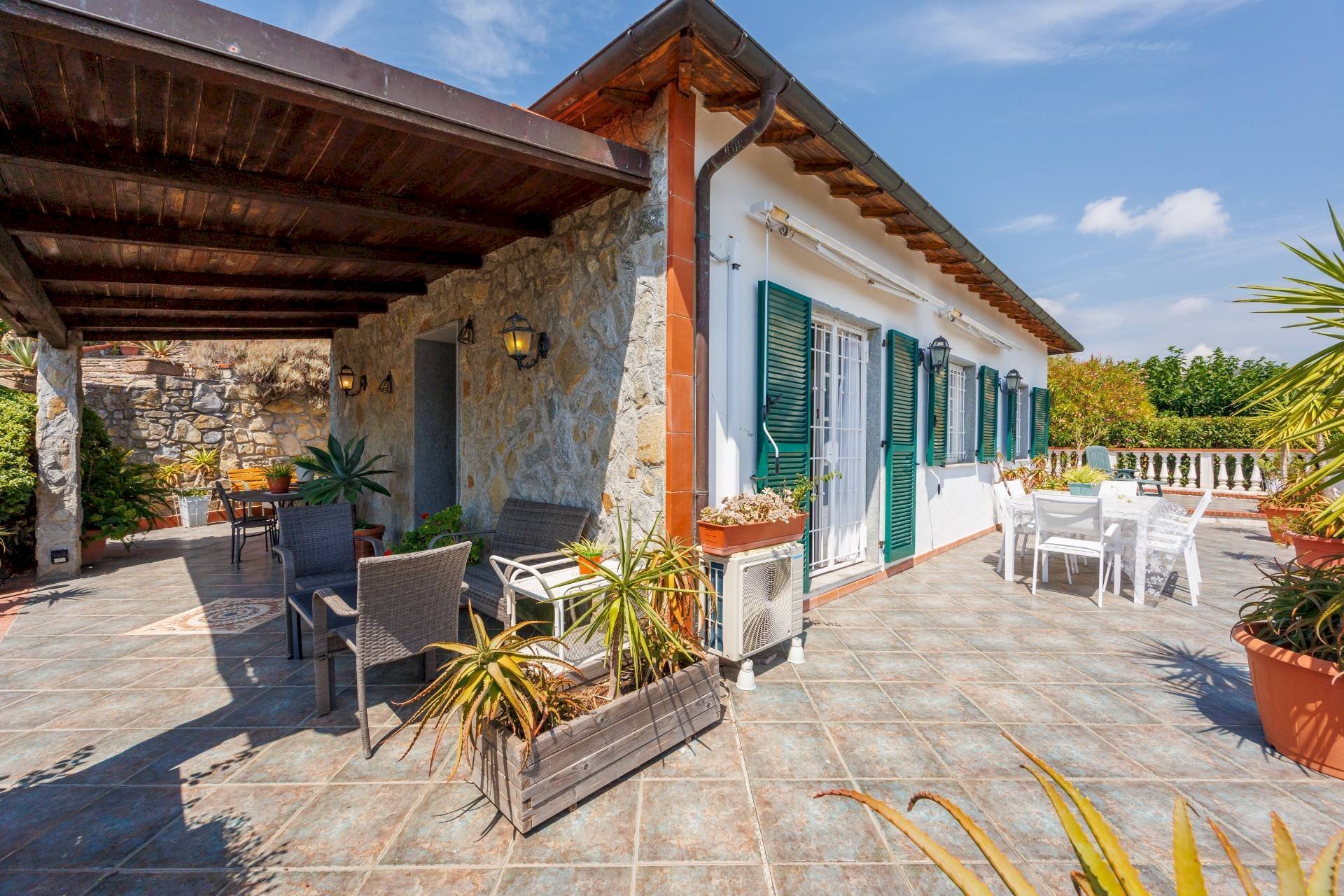 Villa Imperia - photo 1