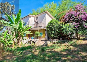 Foto 1 - Independent house VIA TUFO, Cassino - photo 1