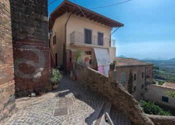 Foto 2 - Rustico Via Corte Vecchia
 
1, Pofi - foto 2