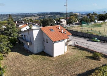 Foto 5 - Independent house via Monte Calvello
 
1, Ripatransone - photo 5
