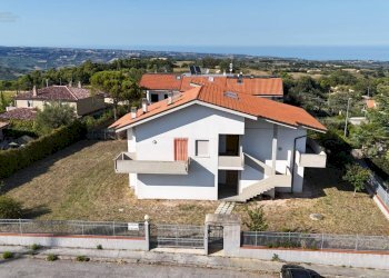Foto 7 - Independent house via Monte Calvello
 
1, Ripatransone - photo 7