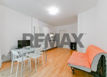 Sala da pranzo - Trilocale Via Don Giovanni Calabria
 
24, Milano - foto 4