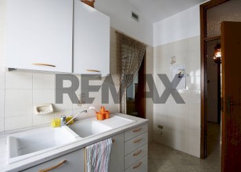 Cucina - Appartamento Piazza Trieste
 
20, Adelfia - foto 5