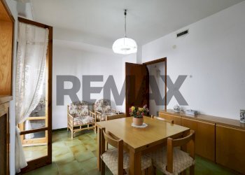 Sala da pranzo - Appartamento Piazza Trieste
 
20, Adelfia - foto 6
