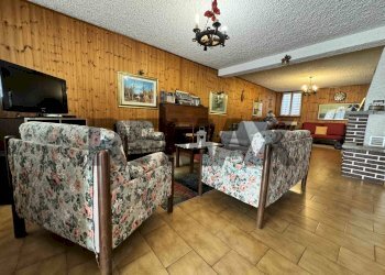 Soggiorno - Villa VIA DEI CAPRIANI
 
3, Cantello - foto 23