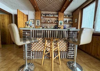 Sala da pranzo - Villa VIA DEI CAPRIANI
 
3, Cantello - foto 24