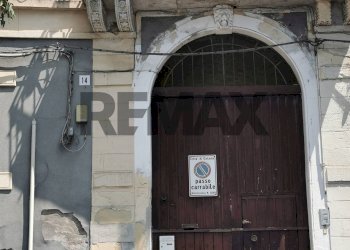 Edificio all\'aperto - Casa indipendente Piazza Guglielmo Marconi
 
14, Catania - foto 4