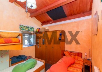 Camera / camera da letto - Villa Via Calvario
 
43, Mascalucia - foto 39