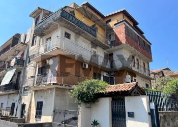 Edificio all\'aperto - Trilocale Via Orione
 
19, Catania - foto 28