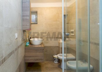 Bagno - Quadrilocale Via Abate Ferrara
 
64, Catania - foto 27