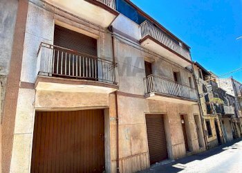 Edificio all\'aperto - Independent house Via Sottotenente Fisauli
 
42/44/46/48, Randazzo - photo 23