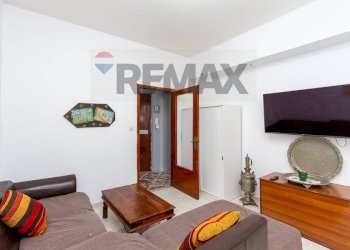 Soggiorno - Appartamento Via Umbria
 
2, Catania - foto 15