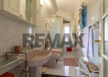 Bagno - Casa indipendente Via Giacomo Leopardi
 
1, Melilli - foto 27