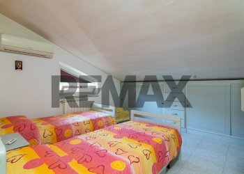 Camera / camera da letto - Casa indipendente Via Giacomo Leopardi
 
1, Melilli - foto 28