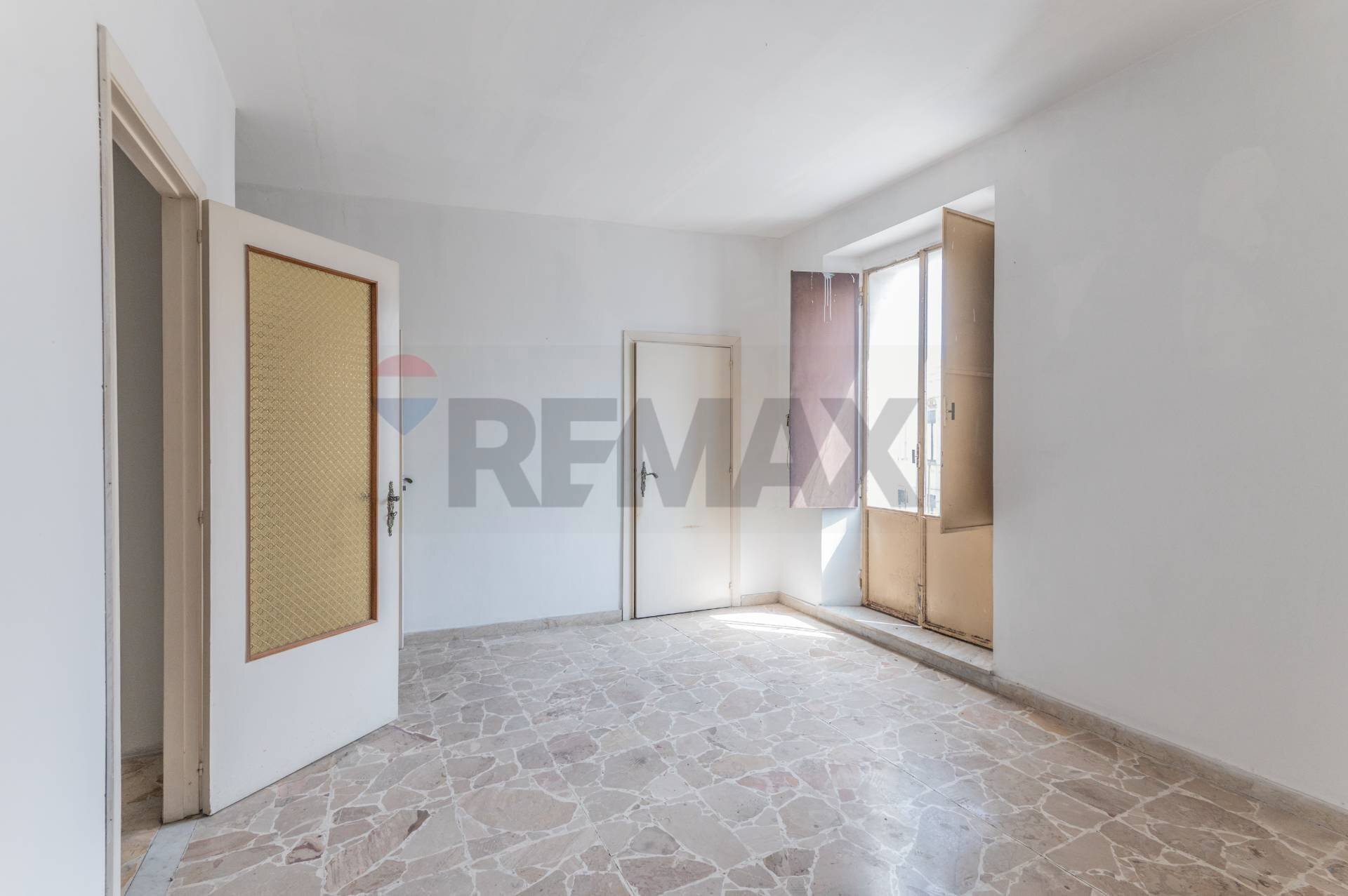 Stanza vuota - Casa indipendente Via Acquanuova
 
250, Caltagirone - foto 1