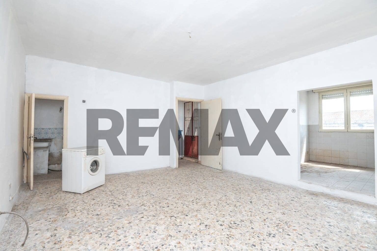 Stanza vuota - Casa indipendente Via Acquanuova
250, Caltagirone - foto 2