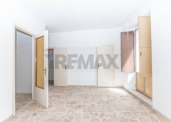 Stanza vuota - Independent house Via Acquanuova
 
250, Caltagirone - photo 9
