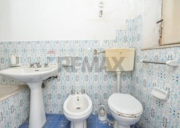 Bagno - Independent house Via Acquanuova
 
250, Caltagirone - photo 12