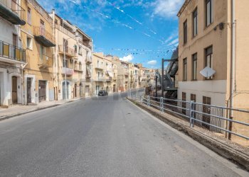 Edificio all\'aperto - Independent house Via Acquanuova
 
250, Caltagirone - photo 19