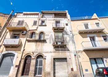 Edificio all\'aperto - Independent house Via Acquanuova
 
250, Caltagirone - photo 22