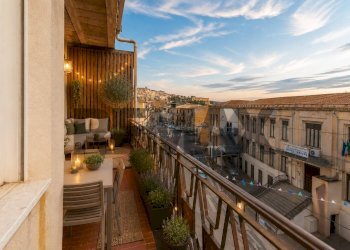 Balcone - Casa indipendente Via Acquanuova
 
250, Caltagirone - foto 7
