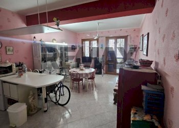 Sala da pranzo - Apartment Via Contrada Sillemi
 
4, Letojanni - photo 11