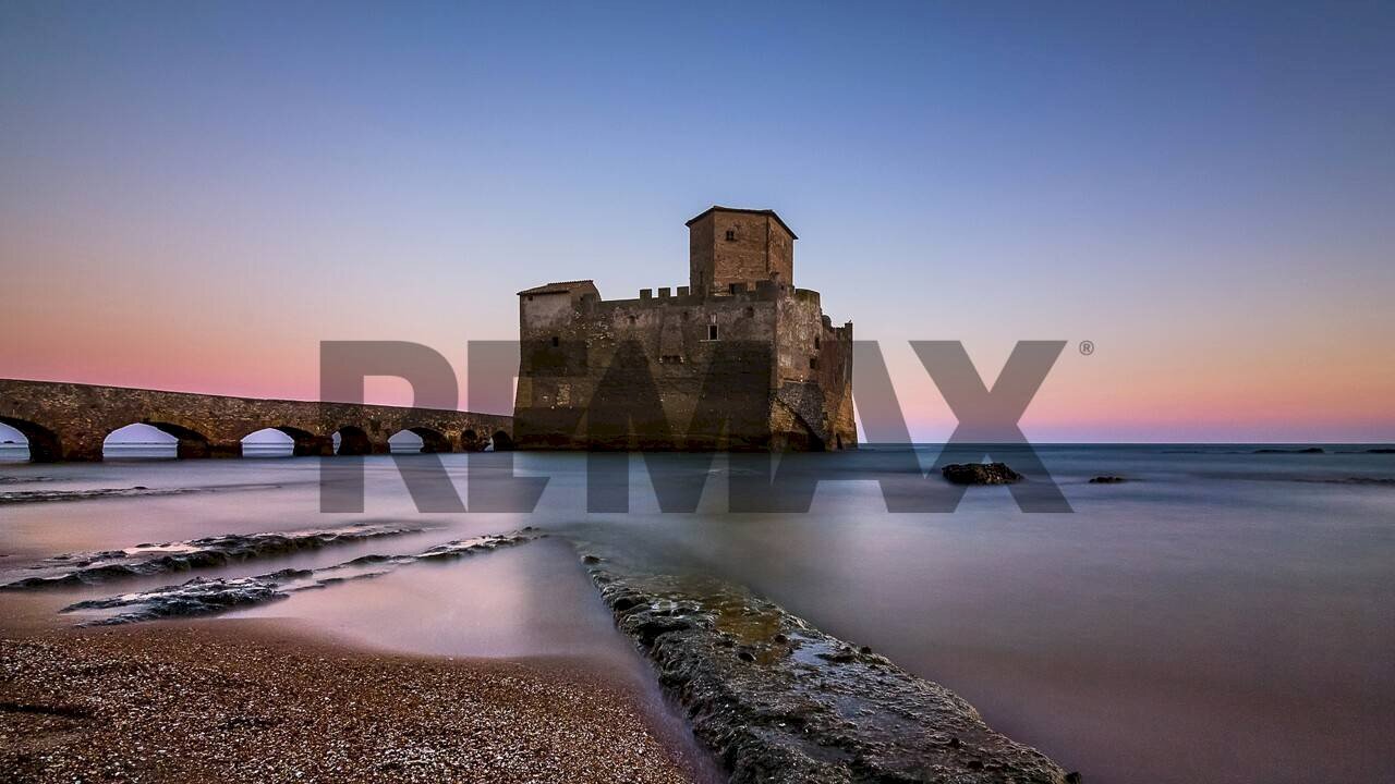 Vista dell\'acqua - Villa a Schiera via monte civetta
10, Nettuno - foto 3