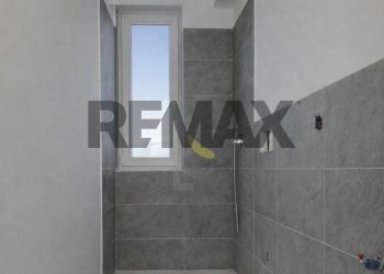 Bagno - Villa a Schiera via monte civetta
 
10, Nettuno - foto 17