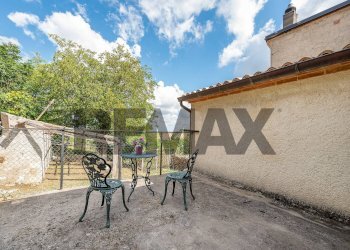 Terrazza - Casa semi indipendente Frazione San Giovanni
 
36, Fabriano - foto 47