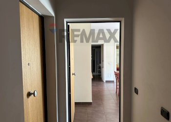 Hall / corridoio - Three-room apartment Via Placido Samperi
 
1, Messina - photo 8
