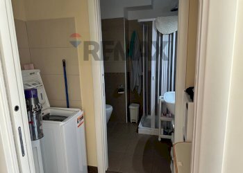 Bagno - Three-room apartment Via Placido Samperi
 
1, Messina - photo 14