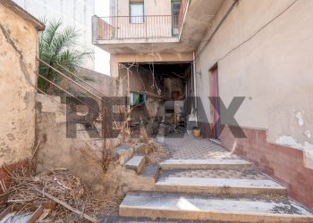 Scale - Casa indipendente Via nizzeti
 
31, Tremestieri Etneo - foto 10
