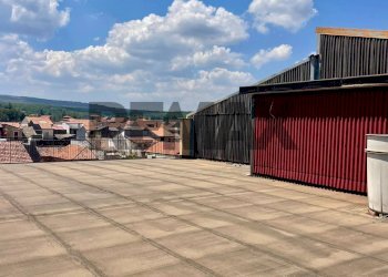 Edificio all\'aperto - Four-room apartment Via Carlo Alberto della chiesa
 
12, Randazzo - photo 35