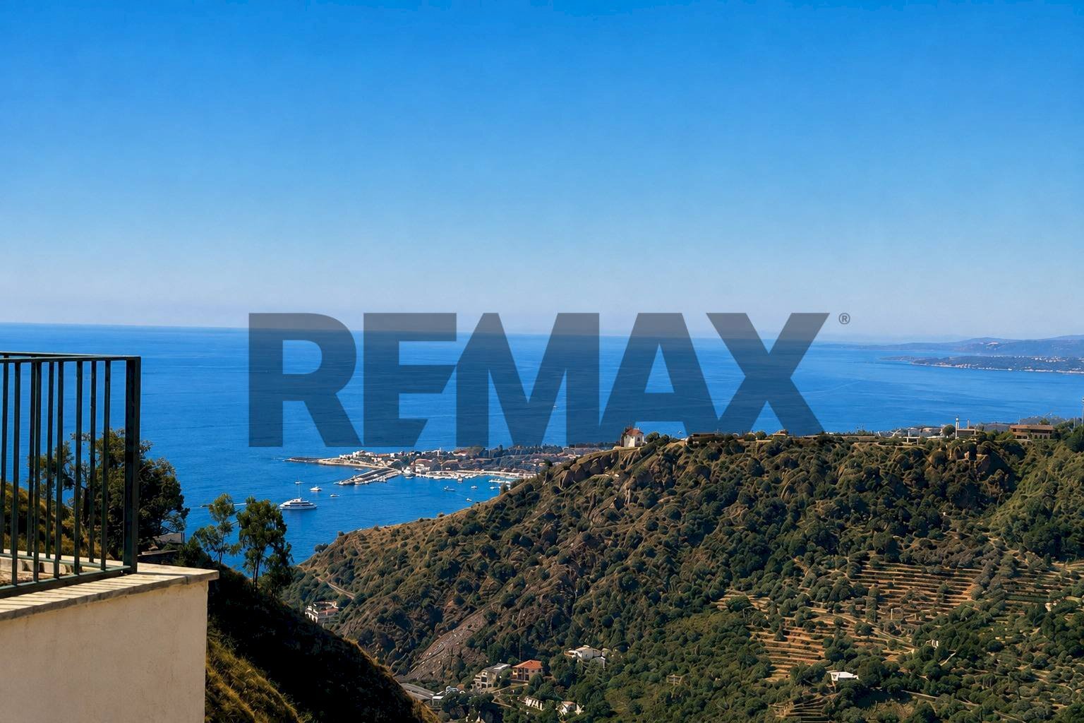 Vista dell\'acqua - Apartment VIA CORRADO CAGLI
 
4, Taormina - photo 1