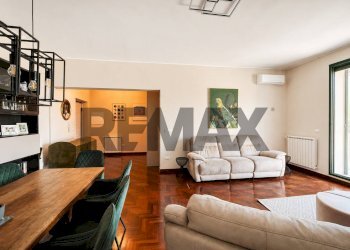 Sala da pranzo - Apartment VIA CORRADO CAGLI
 
4, Taormina - photo 8