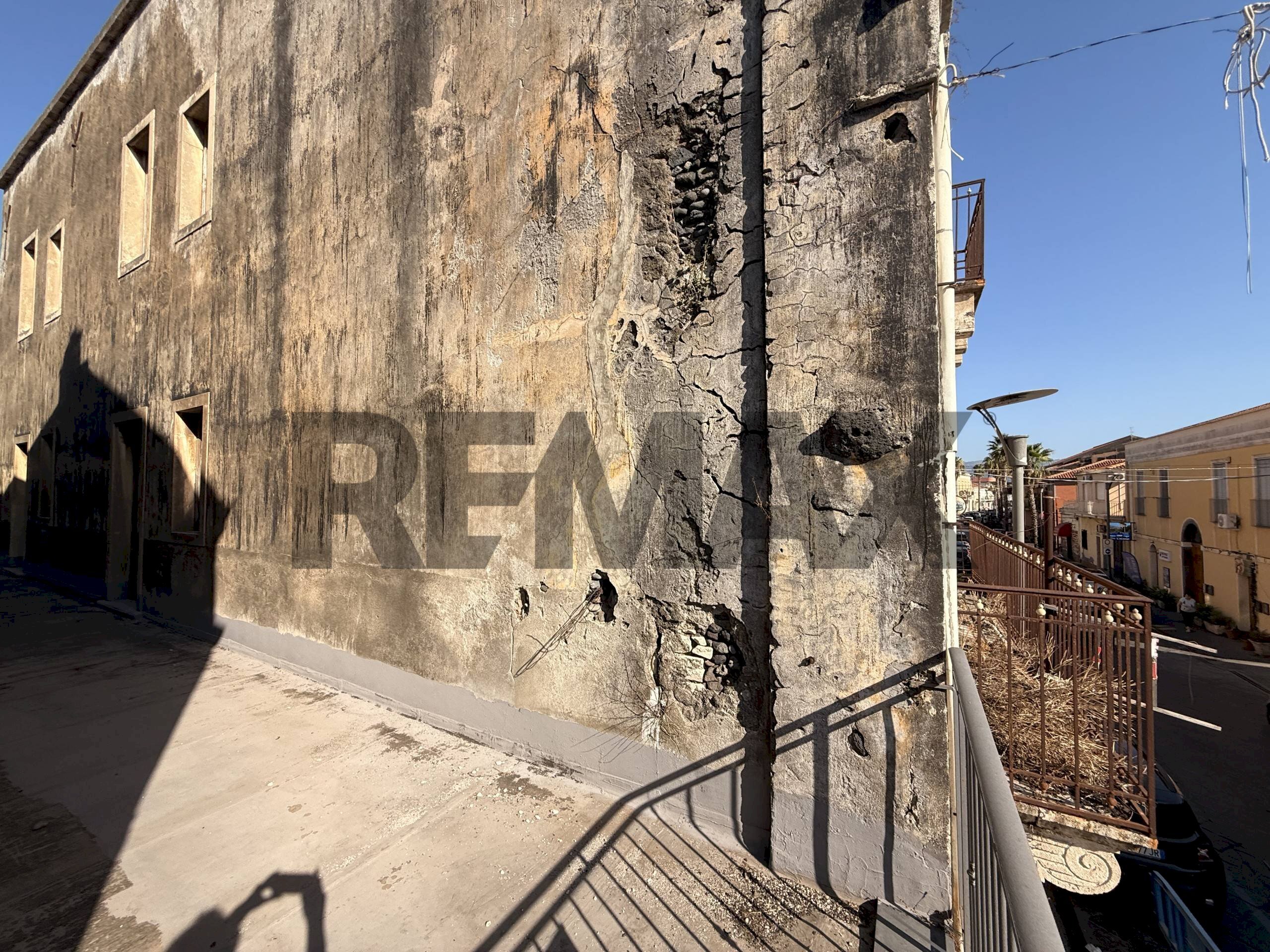 Edificio all\'aperto - Casa indipendente via Cristoforo Colombo
87, Riposto - foto 3