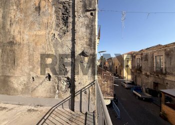 Edificio all\'aperto - Independent house via Cristoforo Colombo
 
87, Riposto - photo 27